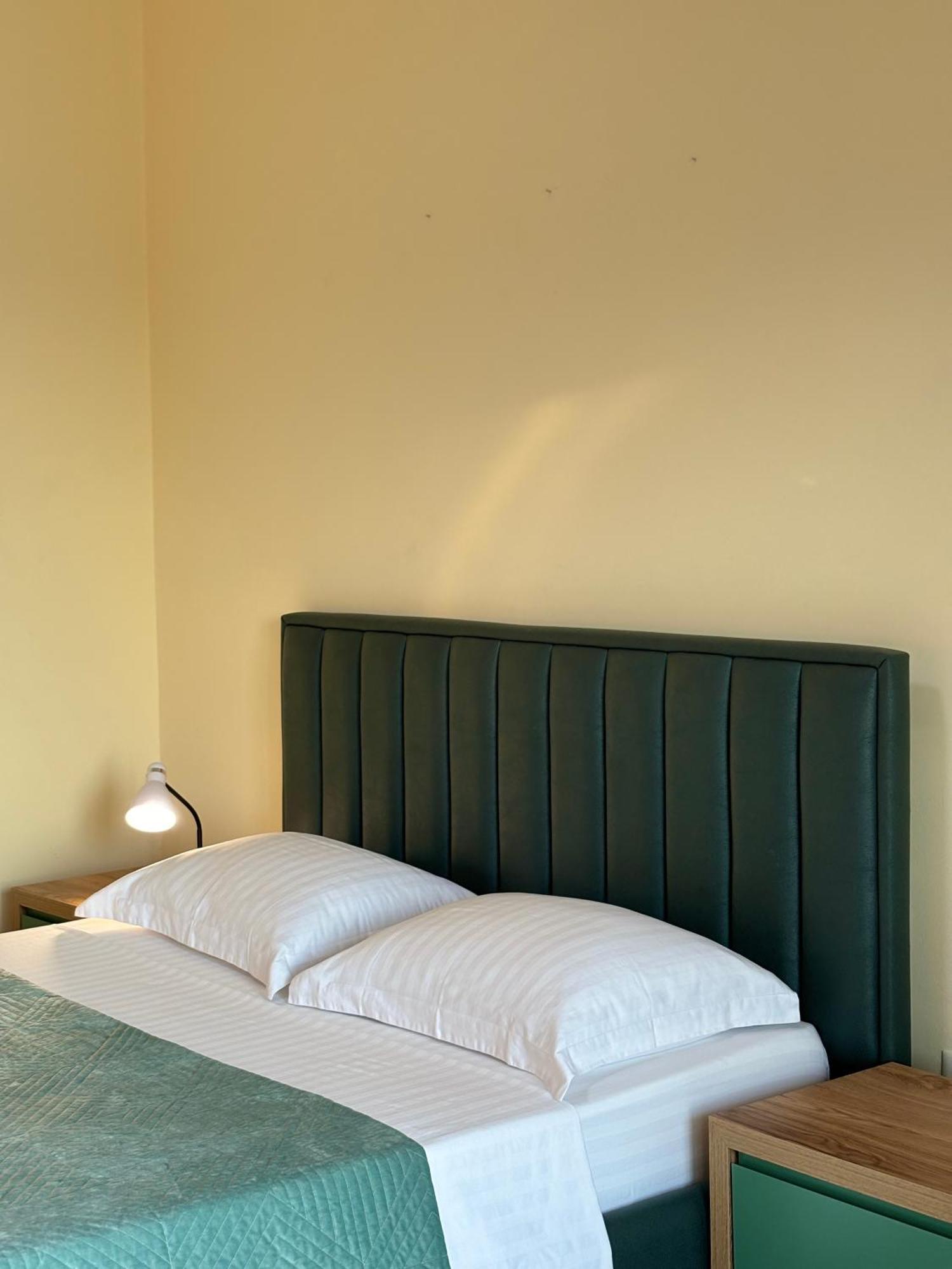 Tam 2Bdr Center Taiwan Apartment Tiranë Ngoại thất bức ảnh