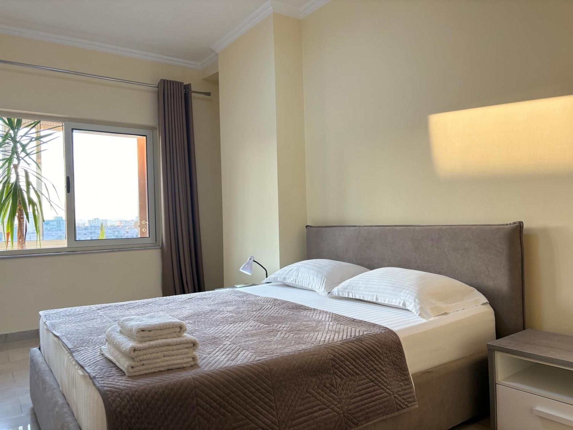 Tam 2Bdr Center Taiwan Apartment Tiranë Ngoại thất bức ảnh